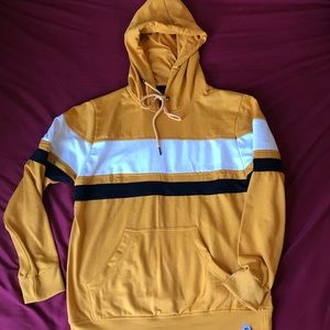 Yellow/stripes hoodie 🐝💧